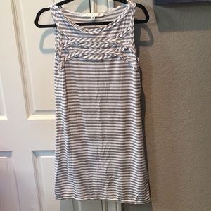 Sleeveless Max studio dress